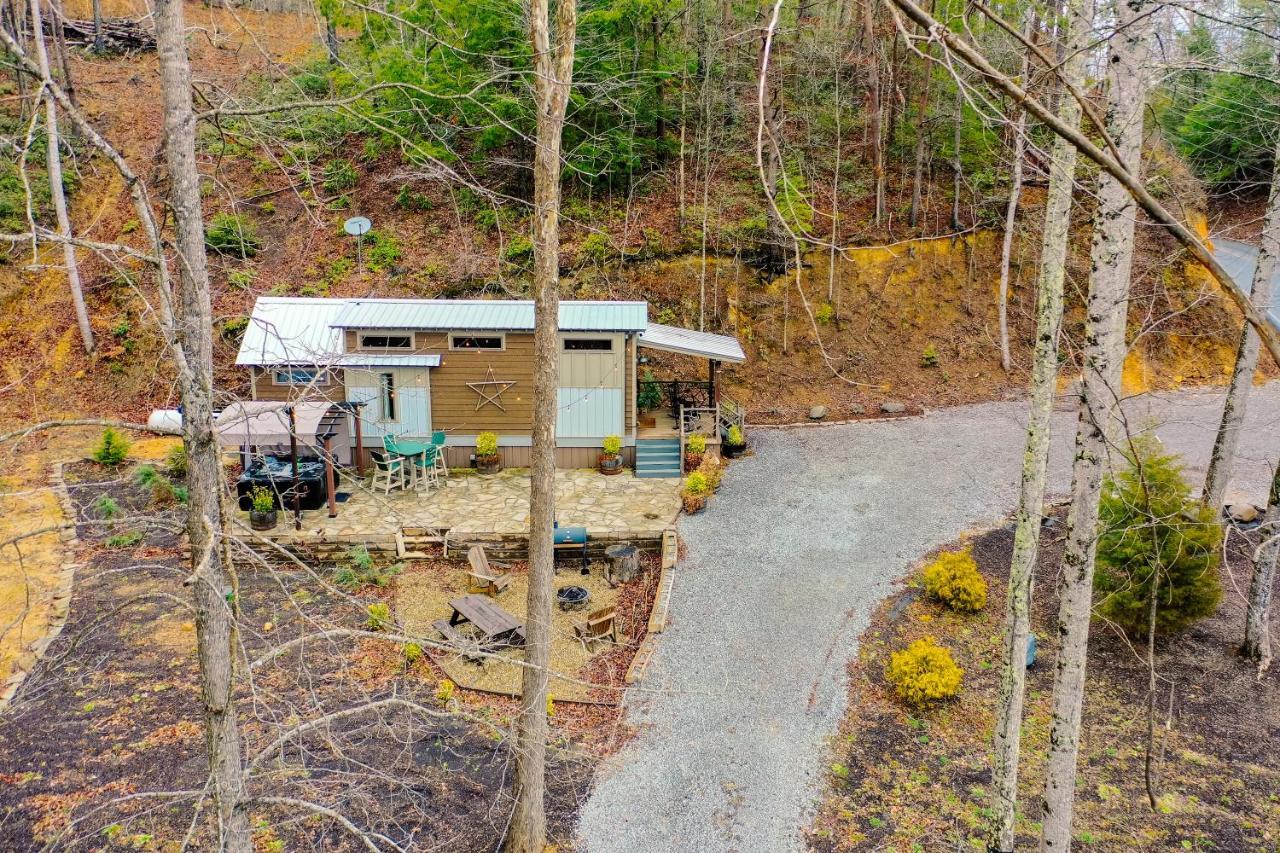 Smoky Mountain Tiny Home ピジョンフォージ エクステリア 写真
