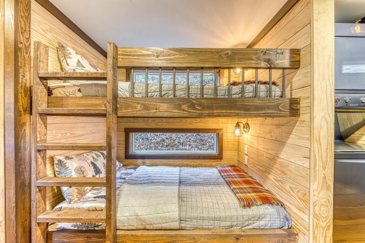 Smoky Mountain Tiny Home ピジョンフォージ エクステリア 写真