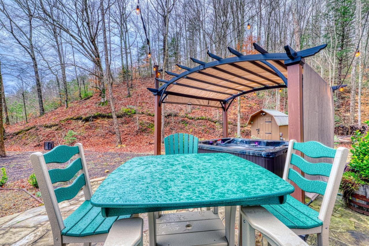 Smoky Mountain Tiny Home ピジョンフォージ エクステリア 写真