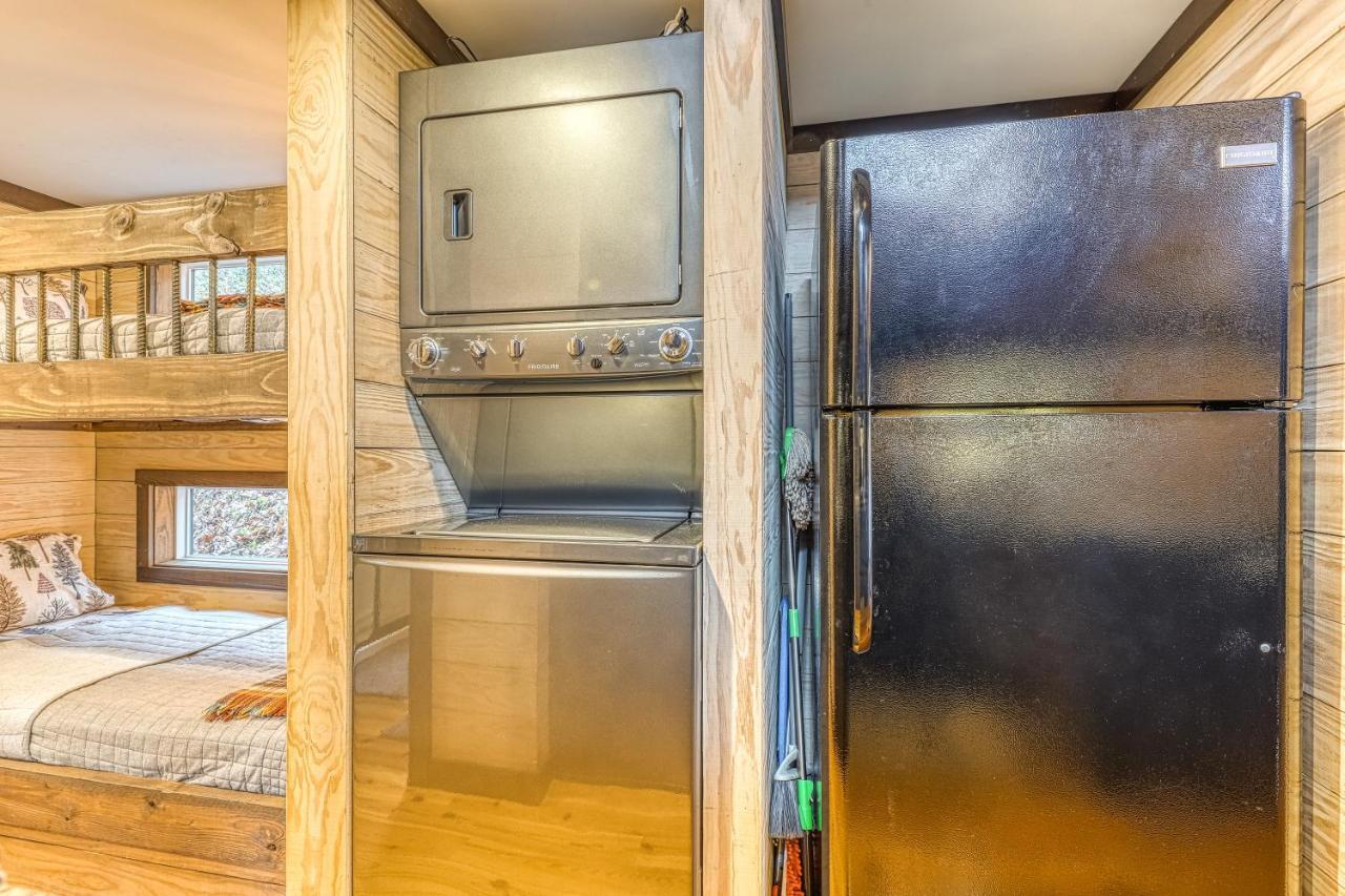 Smoky Mountain Tiny Home ピジョンフォージ エクステリア 写真